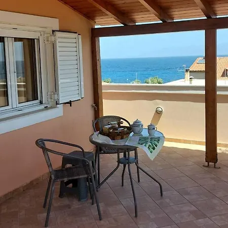 Appartement En Zar ξυλόκαστρο Ano Kamarion